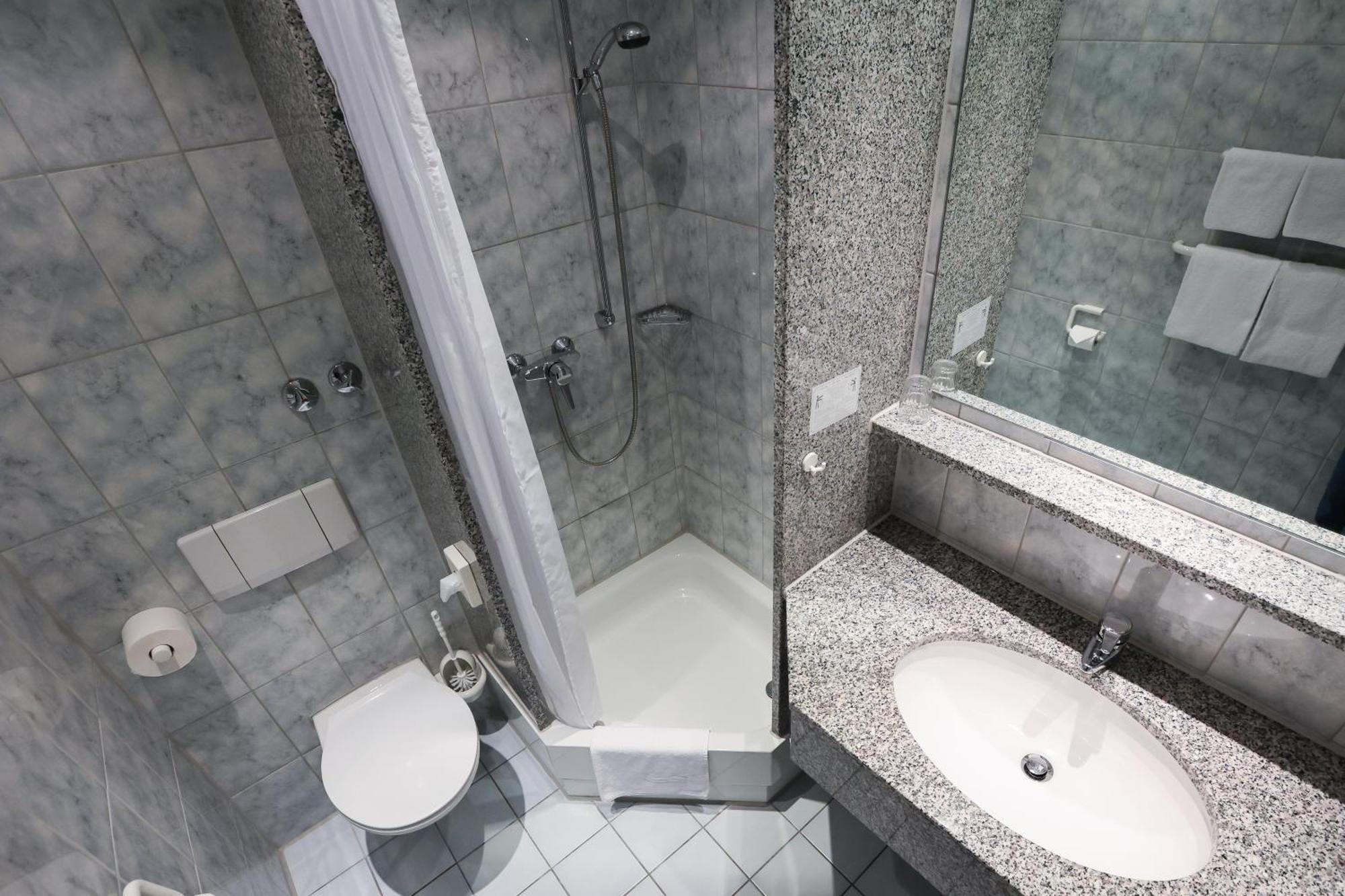Hotel Blaubeurer Tor Ulm Ngoại thất bức ảnh
