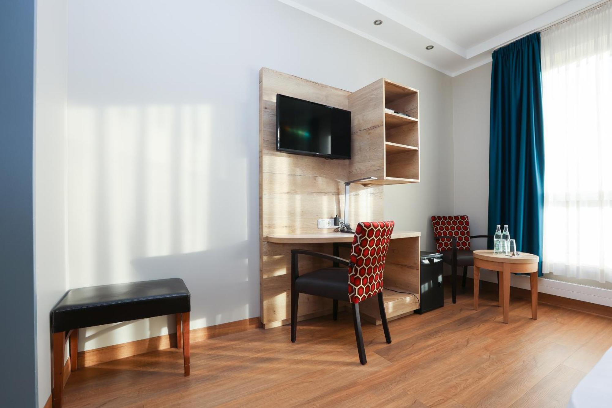 Hotel Blaubeurer Tor Ulm Ngoại thất bức ảnh