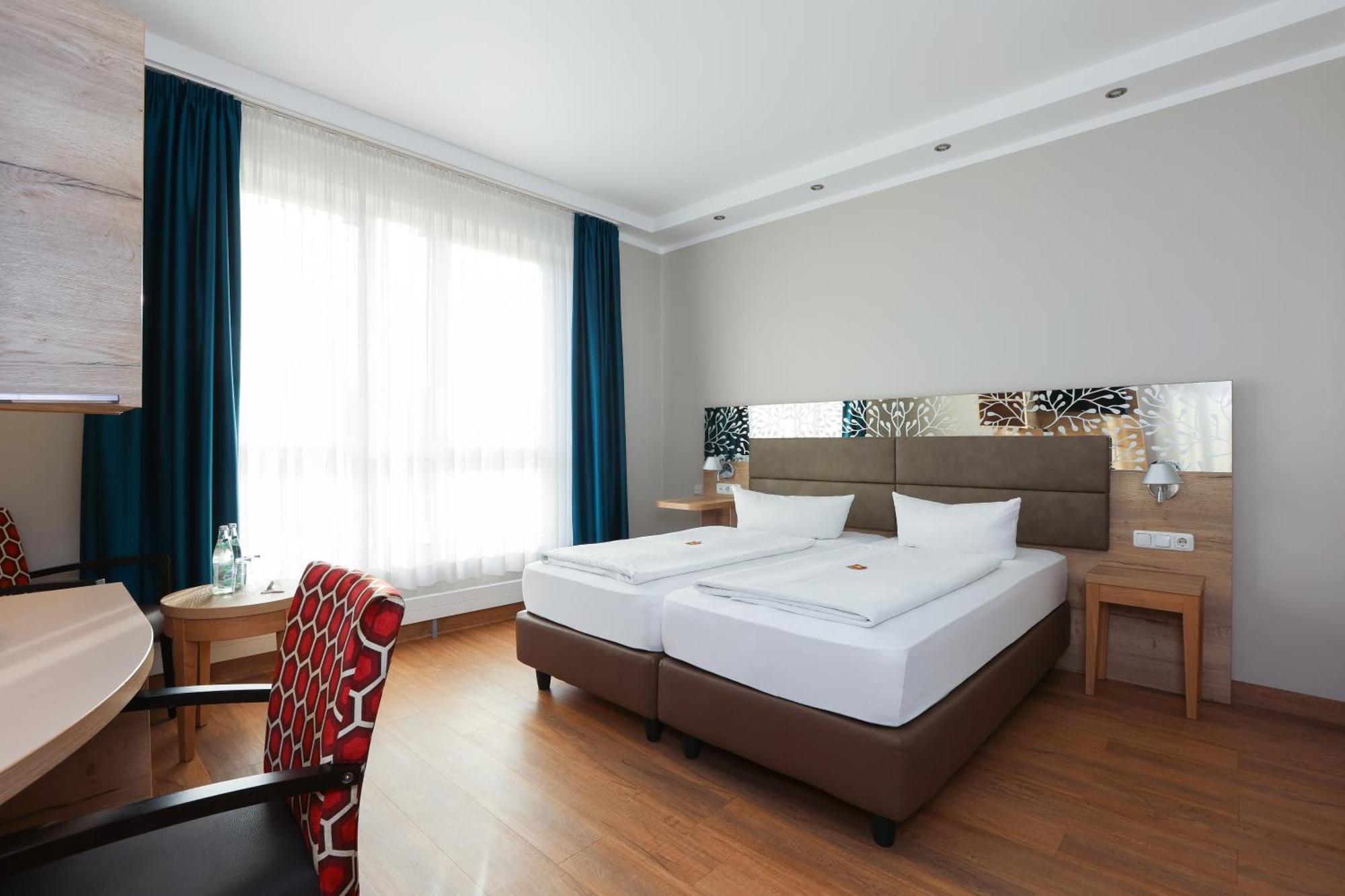 Hotel Blaubeurer Tor Ulm Ngoại thất bức ảnh